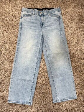TORRID wide leg jean light wash bombshell fit size 16 R